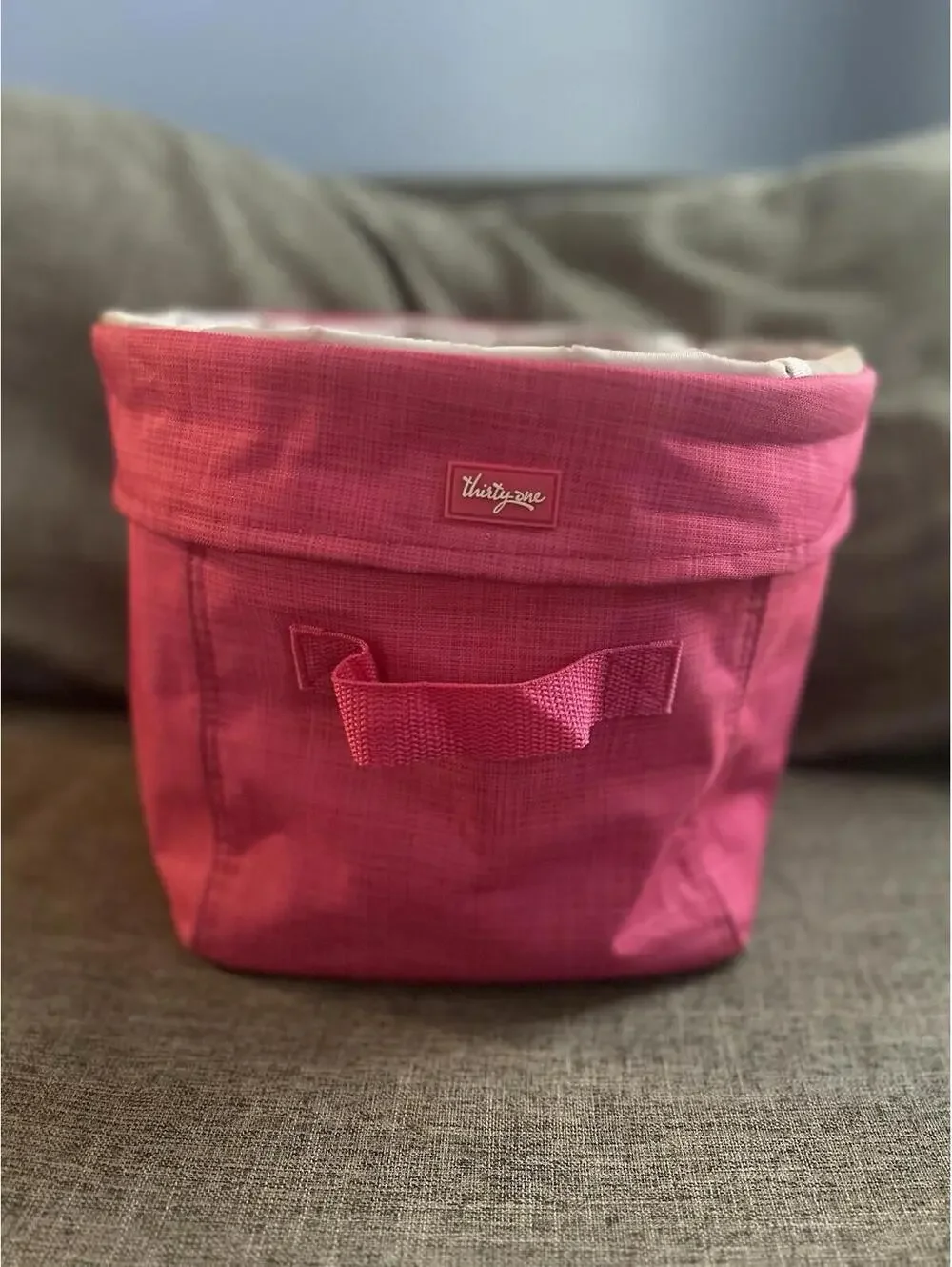 Thirty One Round Pop Up Bin Organizer In Pink Crosshatch 9.5x7.5 Inches